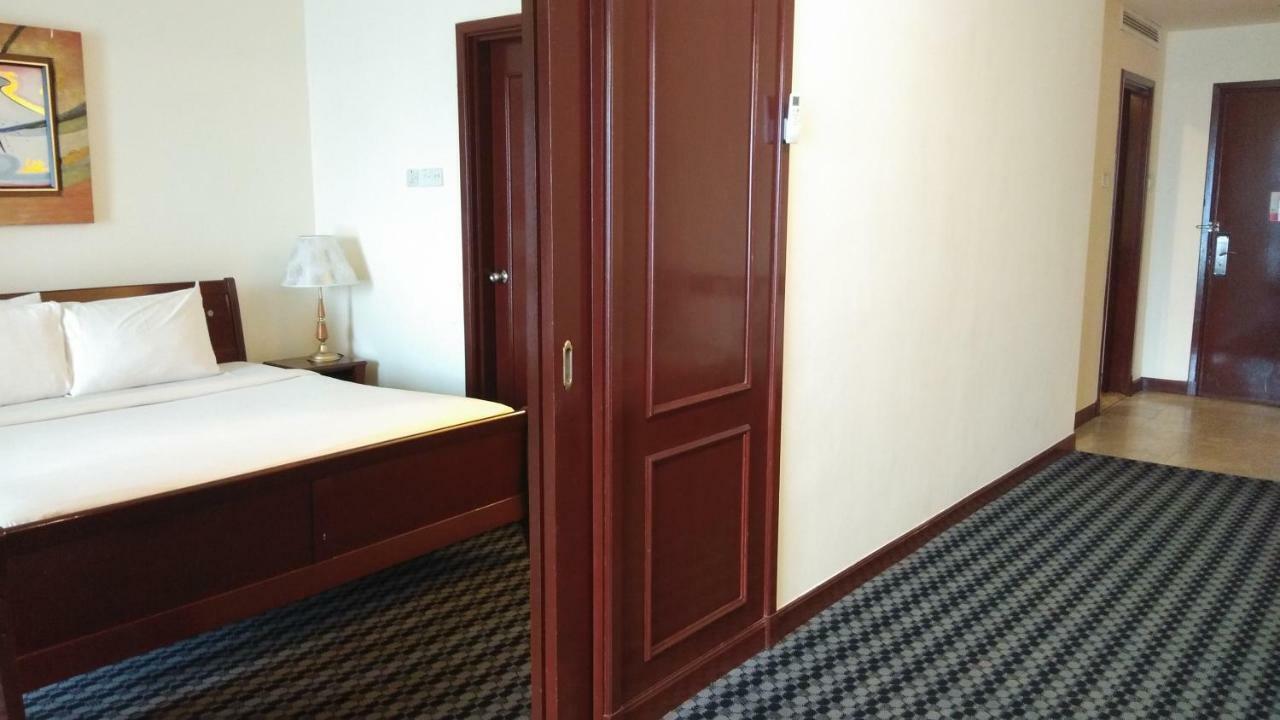 Best Service Suite At Times Square Kuala Lumpur Exterior foto